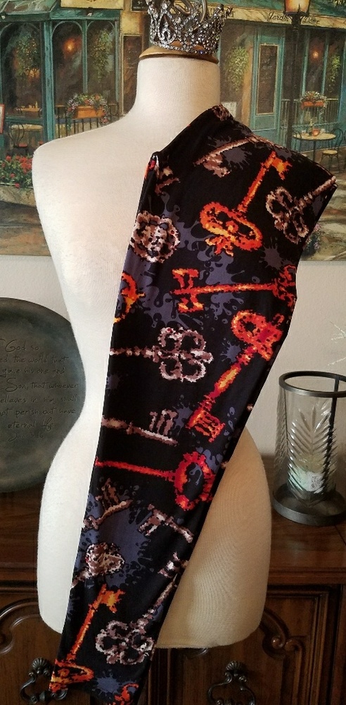 Antique keys leggings